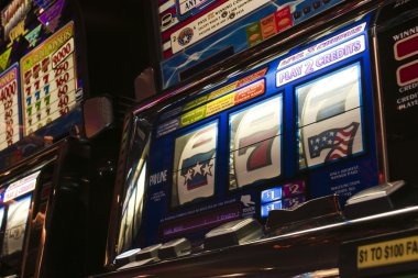 mpoyou live dealer studio with professional dealers at blackjack and roulette tables